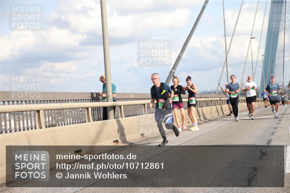 03.10.2026 - Köhlbrandbrückenlauf Jannik Wohlers http://msf.ph/oto/10712861 03.10.2026 15:27:43 Position 1  meine-sportfotos.de