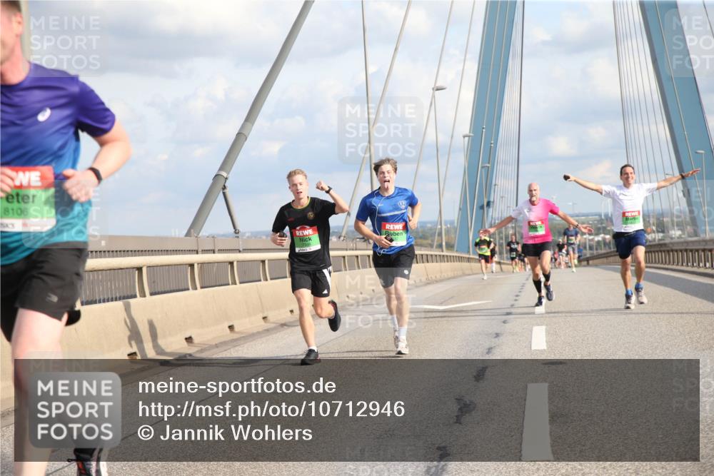 03.10.2026 - Köhlbrandbrückenlauf Jannik Wohlers http://msf.ph/oto/10712946 03.10.2026 15:19:41 Position 1 8106 meine-sportfotos.de