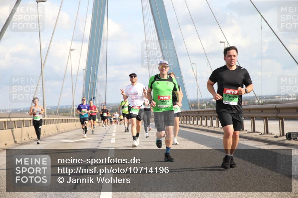 03.10.2026 - Köhlbrandbrückenlauf Jannik Wohlers http://msf.ph/oto/10714196 03.10.2026 15:23:46 Position 1 7985, 8157 meine-sportfotos.de