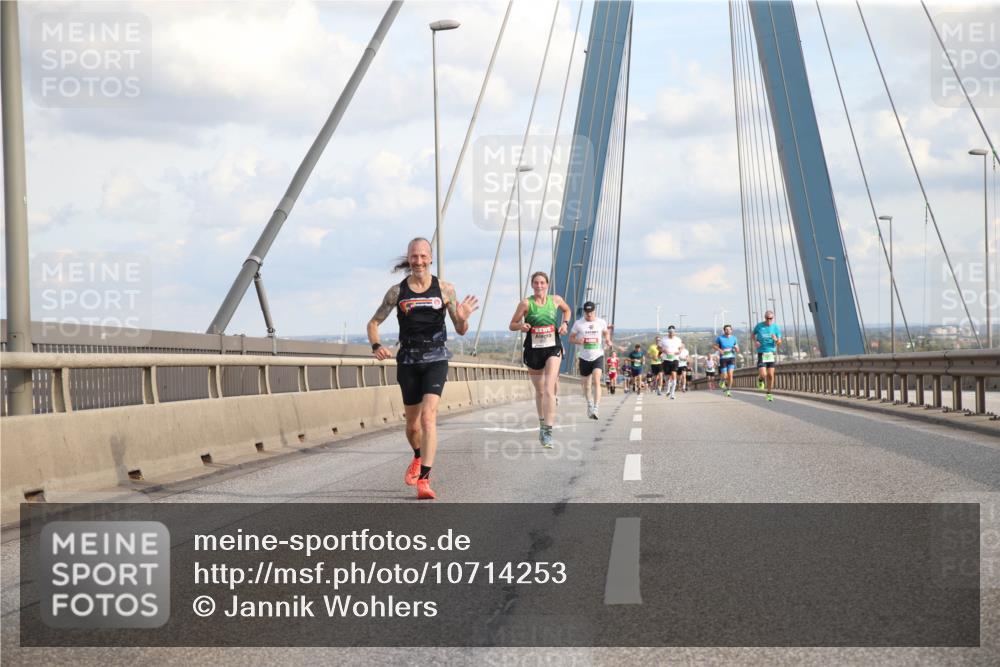 03.10.2026 - Köhlbrandbrückenlauf Jannik Wohlers http://msf.ph/oto/10714253 03.10.2026 15:20:08 Position 1  meine-sportfotos.de