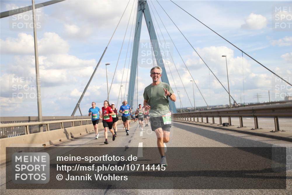 03.10.2026 - Köhlbrandbrückenlauf Jannik Wohlers http://msf.ph/oto/10714445 03.10.2026 15:25:54 Position 1  meine-sportfotos.de