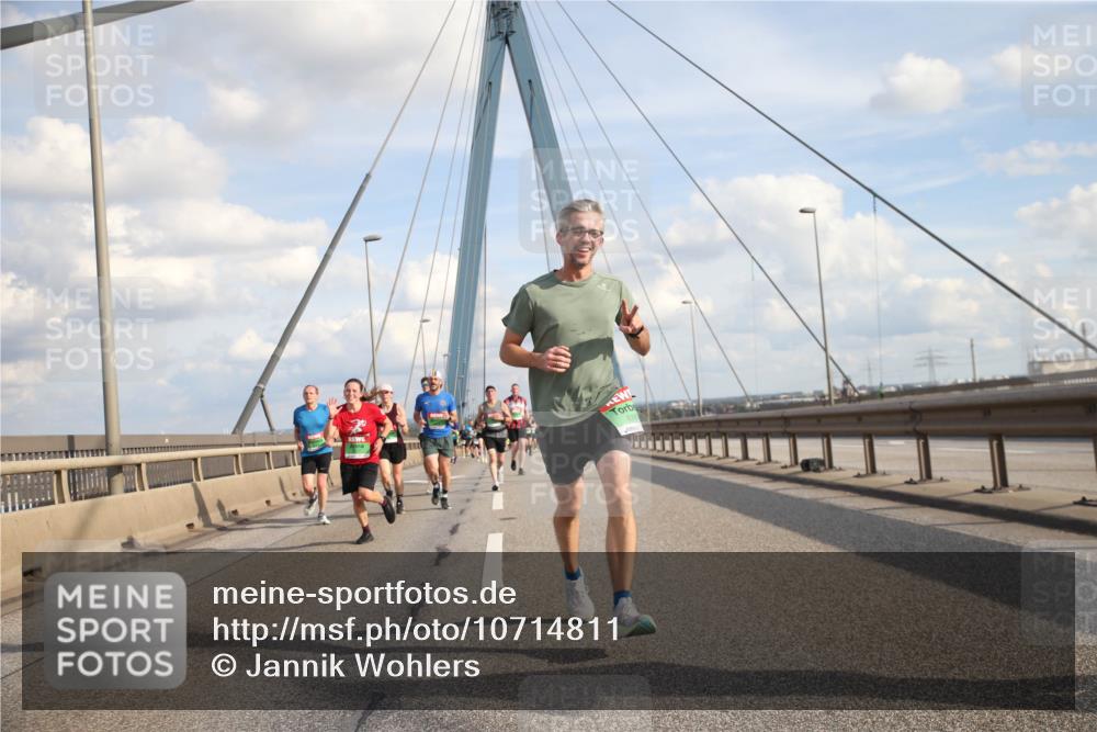 03.10.2026 - Köhlbrandbrückenlauf Jannik Wohlers http://msf.ph/oto/10714811 03.10.2026 15:25:54 Position 1  meine-sportfotos.de