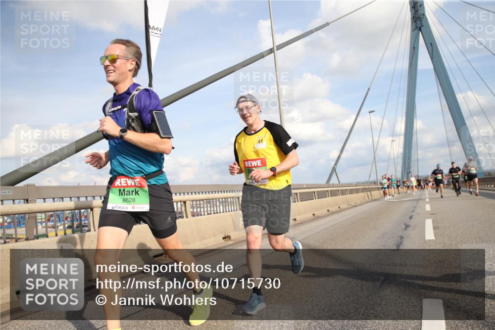 03.10.2026 - Köhlbrandbrückenlauf Jannik Wohlers http://msf.ph/oto/10715730 03.10.2026 15:24:21 Position 1 8628 meine-sportfotos.de