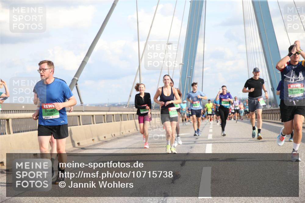 03.10.2026 - Köhlbrandbrückenlauf Jannik Wohlers http://msf.ph/oto/10715738 03.10.2026 15:28:09 Position 1 9023, 7767 meine-sportfotos.de