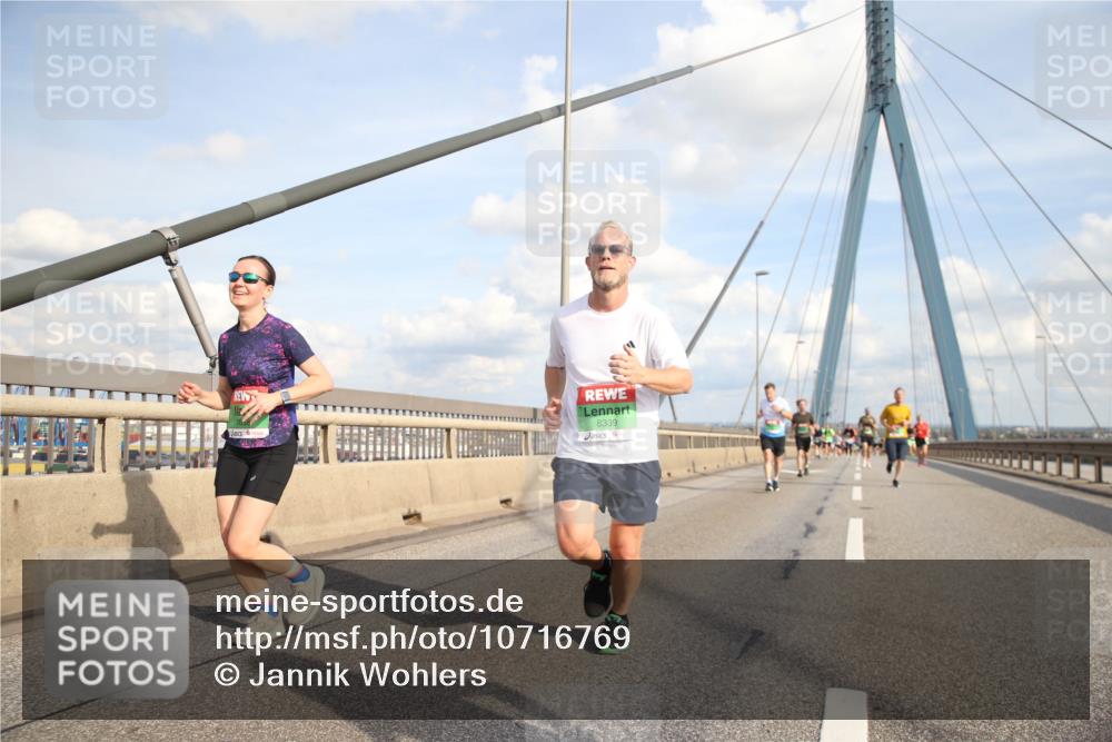 03.10.2026 - Köhlbrandbrückenlauf Jannik Wohlers http://msf.ph/oto/10716769 03.10.2026 15:24:52 Position 1 8339 meine-sportfotos.de