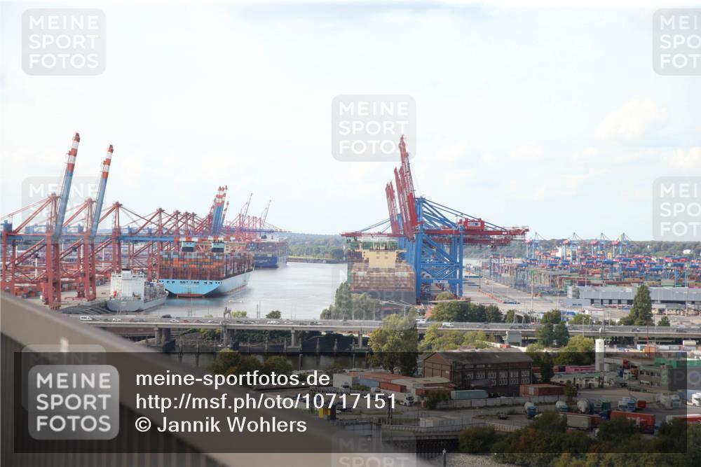 03.10.2026 - Köhlbrandbrückenlauf Jannik Wohlers http://msf.ph/oto/10717151 03.10.2026 15:02:10 Position 1 000, 000 meine-sportfotos.de