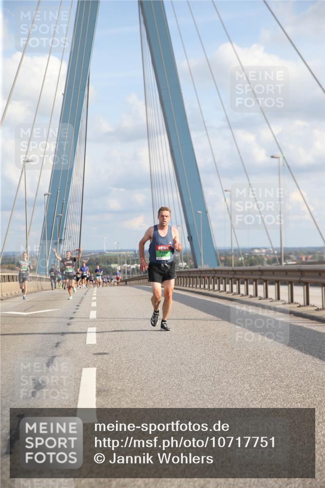 03.10.2026 - Köhlbrandbrückenlauf Jannik Wohlers http://msf.ph/oto/10717751 03.10.2026 15:19:11 Position 1  meine-sportfotos.de