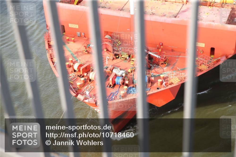 03.10.2026 - Köhlbrandbrückenlauf Jannik Wohlers http://msf.ph/oto/10718460 03.10.2026 15:04:42 Position 1  meine-sportfotos.de