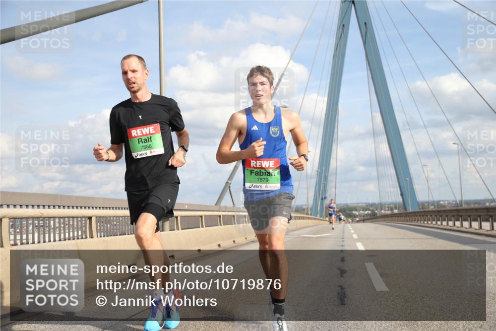 03.10.2026 - Köhlbrandbrückenlauf Jannik Wohlers http://msf.ph/oto/10719876 03.10.2026 15:18:00 Position 1 7886, 850, 7879 meine-sportfotos.de