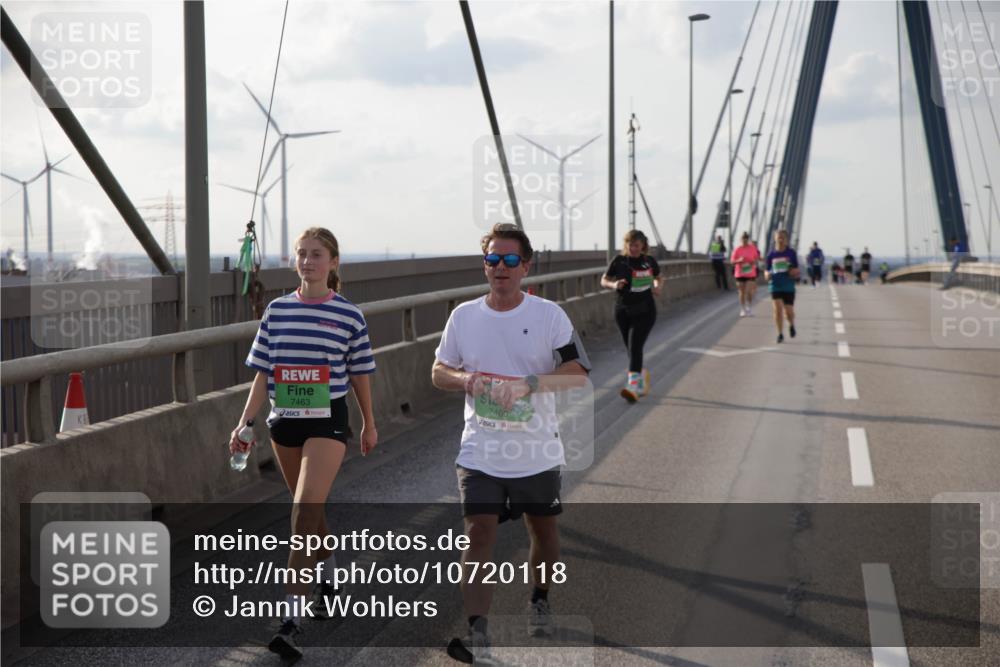 03.10.2026 - Köhlbrandbrückenlauf Jannik Wohlers http://msf.ph/oto/10720118 03.10.2026 16:11:29 Position 2 7463, 7460 meine-sportfotos.de