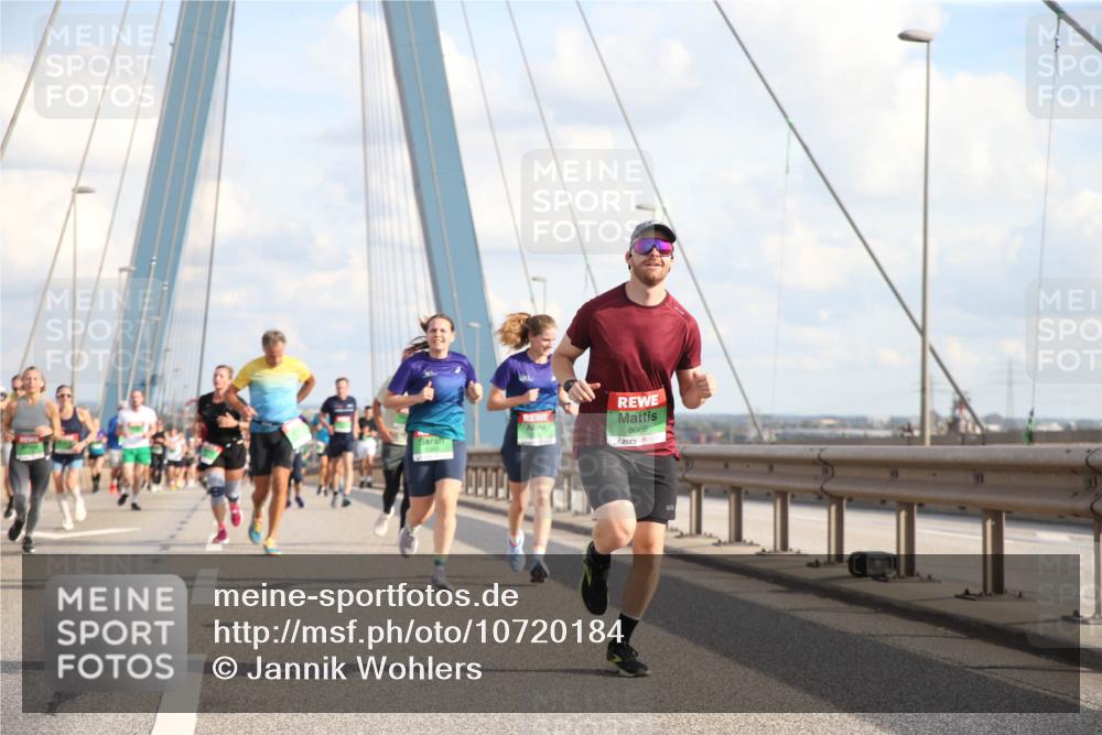 03.10.2026 - Köhlbrandbrückenlauf Jannik Wohlers http://msf.ph/oto/10720184 03.10.2026 15:27:09 Position 1 8066 meine-sportfotos.de