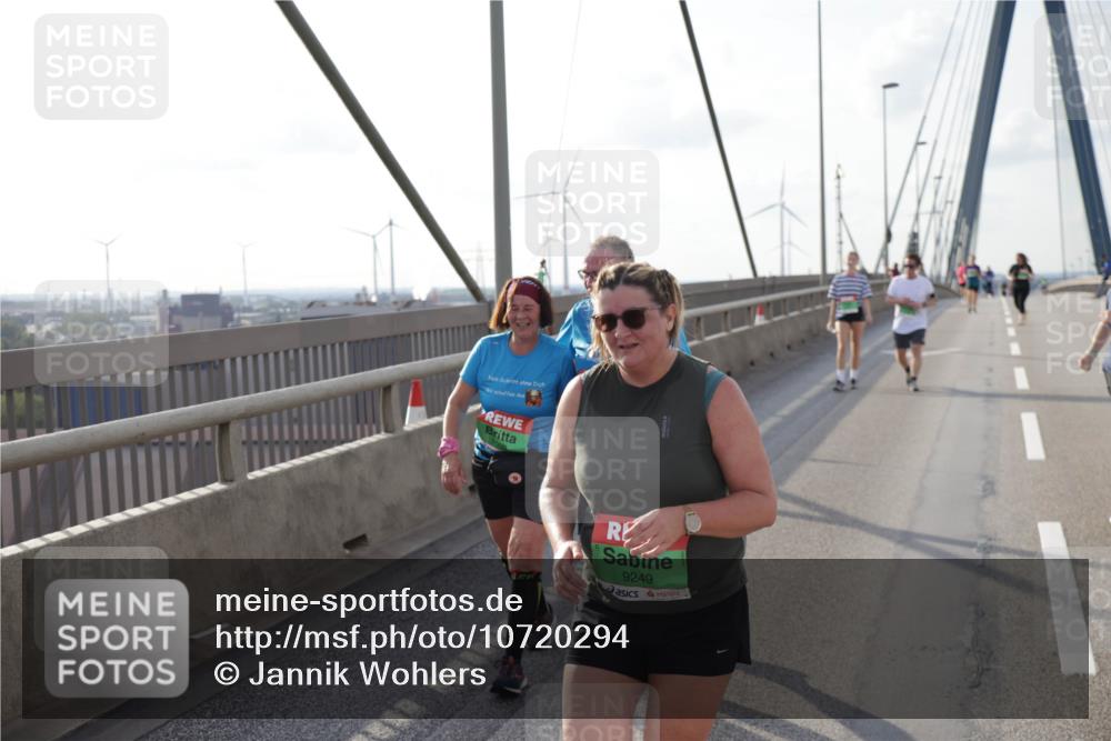 03.10.2026 - Köhlbrandbrückenlauf Jannik Wohlers http://msf.ph/oto/10720294 03.10.2026 16:11:21 Position 2 9249 meine-sportfotos.de