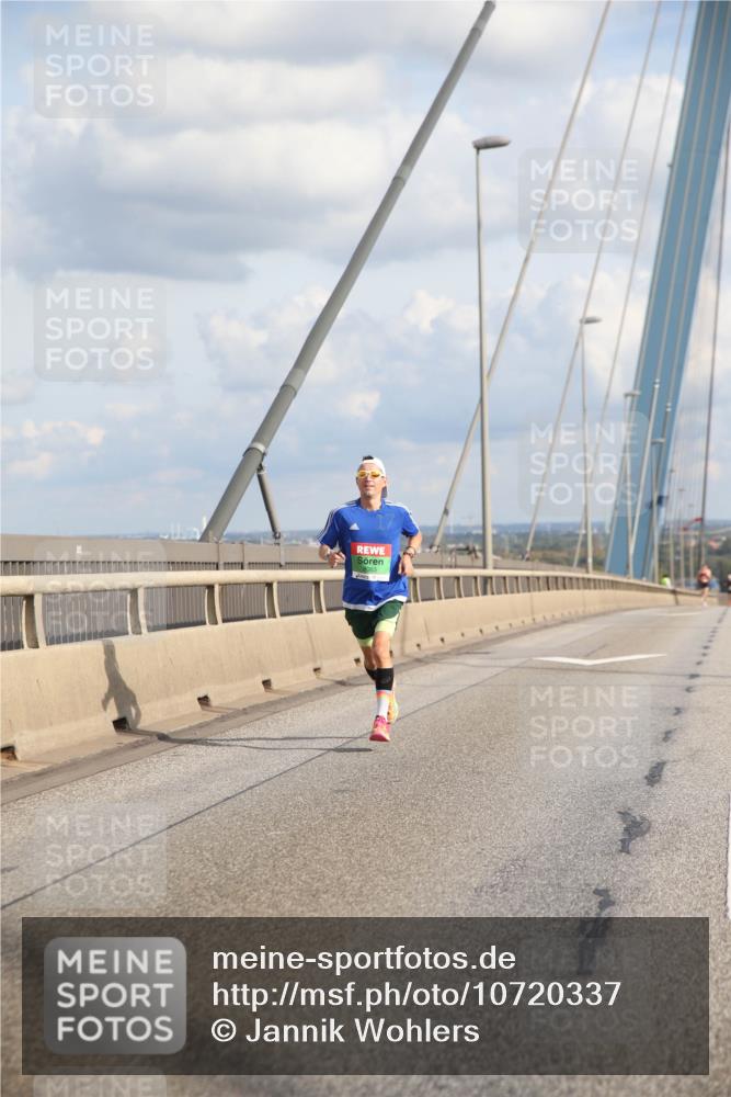 03.10.2026 - Köhlbrandbrückenlauf Jannik Wohlers http://msf.ph/oto/10720337 03.10.2026 15:17:24 Position 1 8063 meine-sportfotos.de