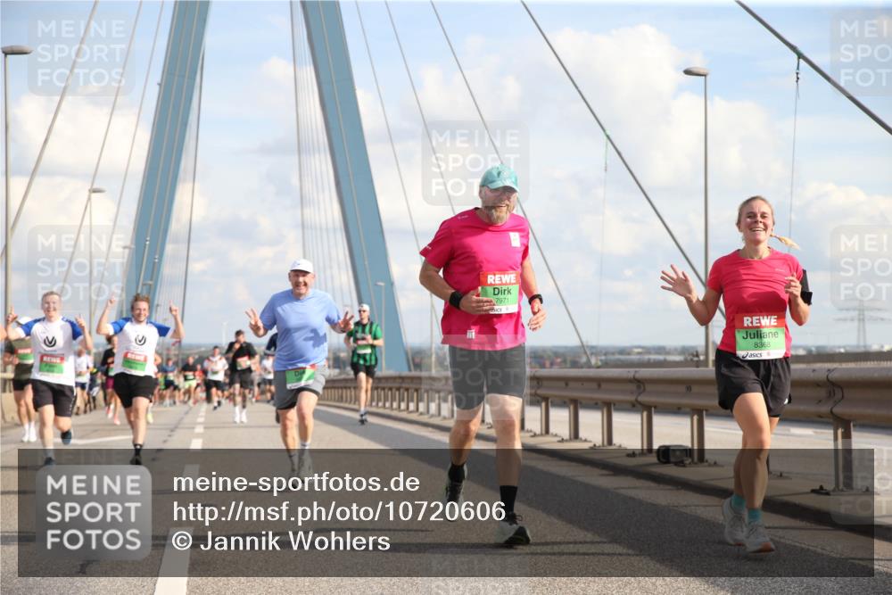 03.10.2026 - Köhlbrandbrückenlauf Jannik Wohlers http://msf.ph/oto/10720606 03.10.2026 15:27:31 Position 1 7971, 8368 meine-sportfotos.de
