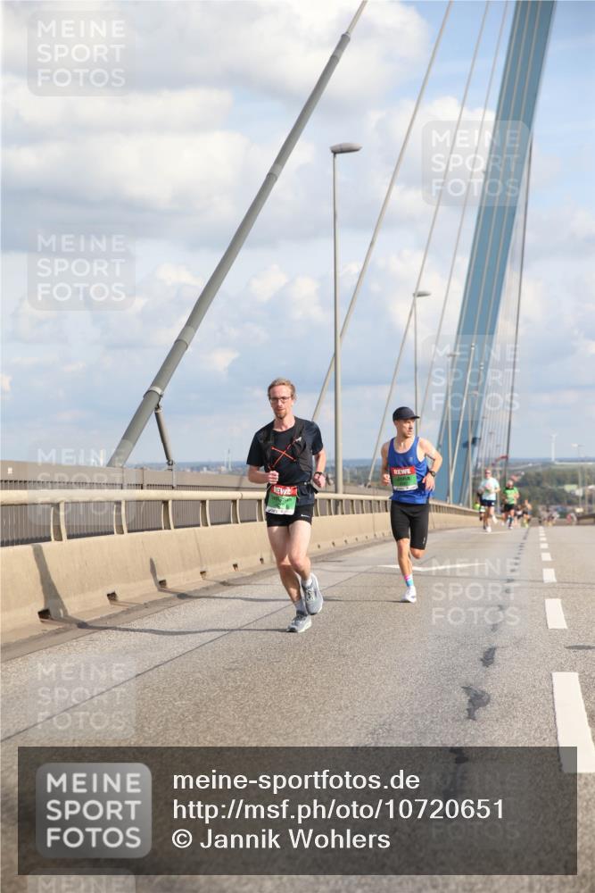 03.10.2026 - Köhlbrandbrückenlauf Jannik Wohlers http://msf.ph/oto/10720651 03.10.2026 15:18:15 Position 1  meine-sportfotos.de
