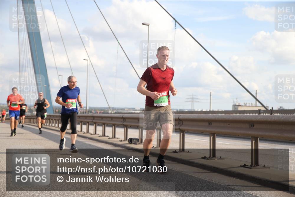03.10.2026 - Köhlbrandbrückenlauf Jannik Wohlers http://msf.ph/oto/10721030 03.10.2026 15:24:40 Position 1 9830 meine-sportfotos.de