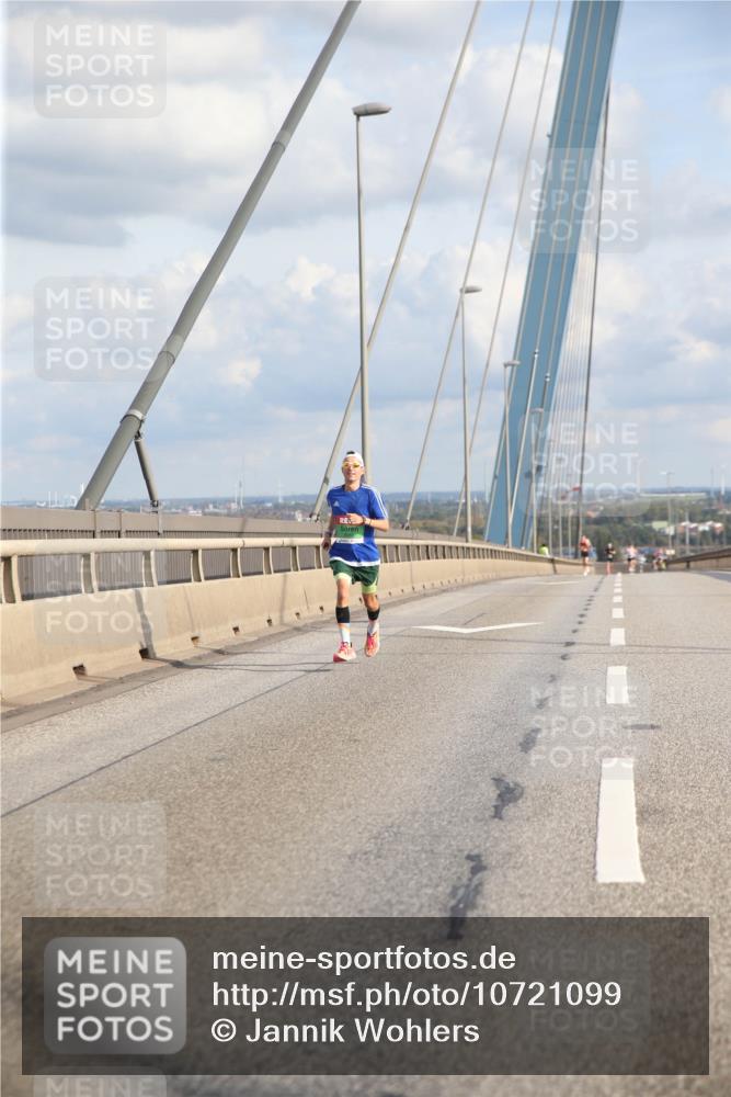 03.10.2026 - Köhlbrandbrückenlauf Jannik Wohlers http://msf.ph/oto/10721099 03.10.2026 15:17:23 Position 1  meine-sportfotos.de