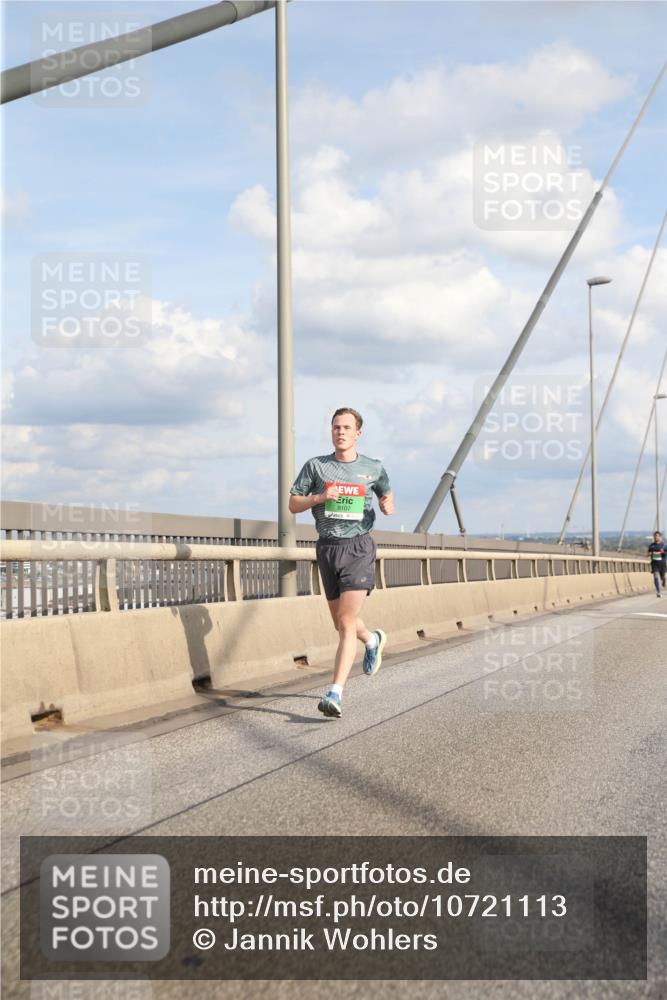 03.10.2026 - Köhlbrandbrückenlauf Jannik Wohlers http://msf.ph/oto/10721113 03.10.2026 15:19:19 Position 1 8107 meine-sportfotos.de