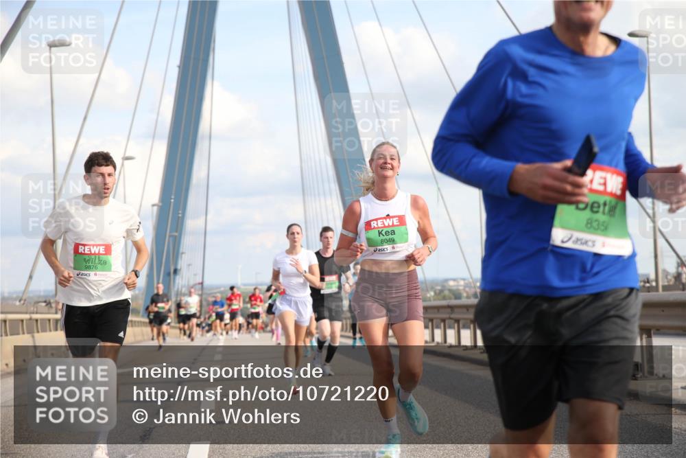 03.10.2026 - Köhlbrandbrückenlauf Jannik Wohlers http://msf.ph/oto/10721220 03.10.2026 15:23:16 Position 1 9876, 8049, 835 meine-sportfotos.de