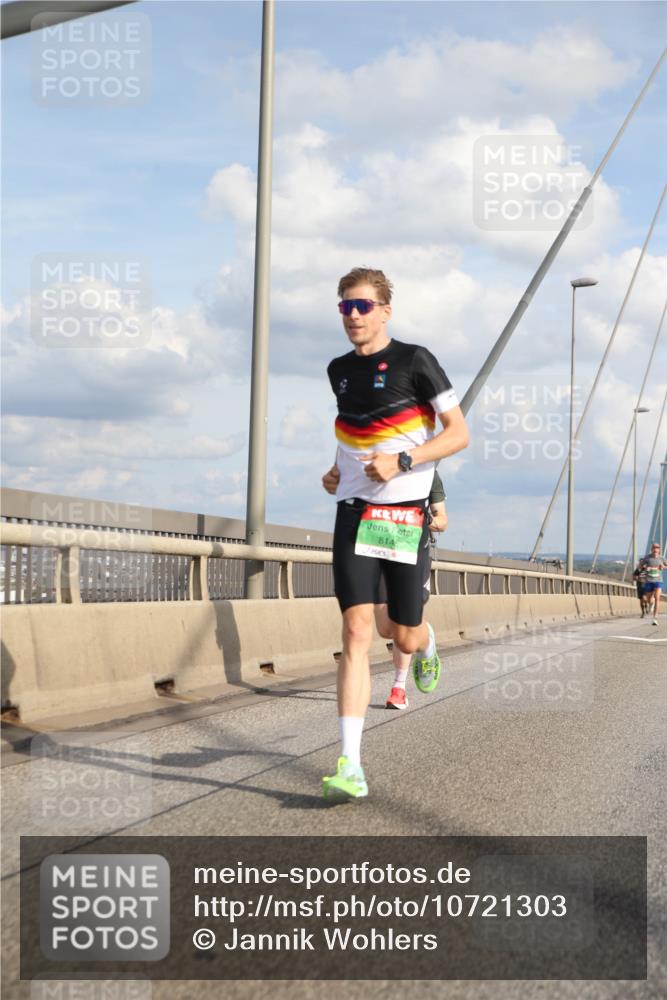 03.10.2026 - Köhlbrandbrückenlauf Jannik Wohlers http://msf.ph/oto/10721303 03.10.2026 15:18:54 Position 1 8145 meine-sportfotos.de
