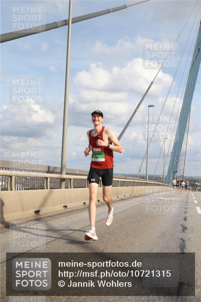 03.10.2026 - Köhlbrandbrückenlauf Jannik Wohlers http://msf.ph/oto/10721315 03.10.2026 15:17:45 Position 1 962 meine-sportfotos.de