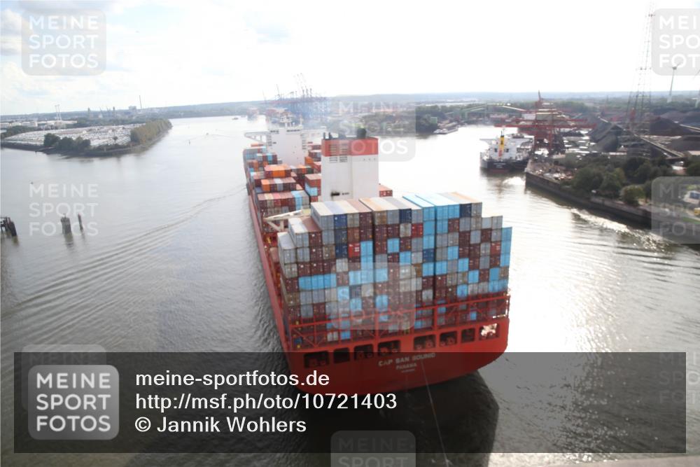 03.10.2026 - Köhlbrandbrückenlauf Jannik Wohlers http://msf.ph/oto/10721403 03.10.2026 15:06:50 Position 1  meine-sportfotos.de