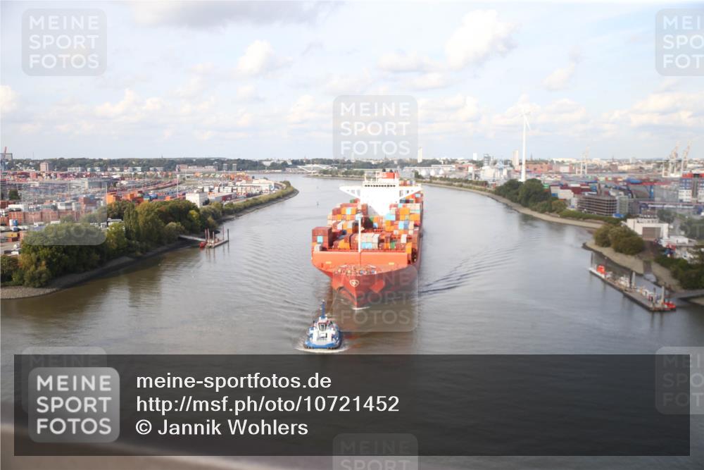 03.10.2026 - Köhlbrandbrückenlauf Jannik Wohlers http://msf.ph/oto/10721452 03.10.2026 15:03:55 Position 1  meine-sportfotos.de