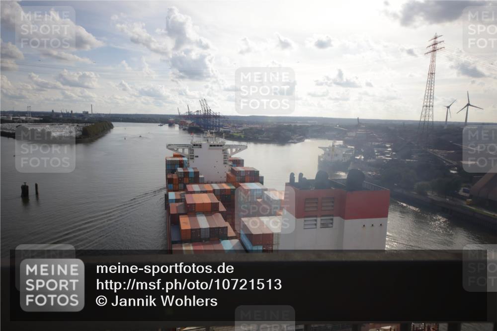 03.10.2026 - Köhlbrandbrückenlauf Jannik Wohlers http://msf.ph/oto/10721513 03.10.2026 15:06:15 Position 1  meine-sportfotos.de