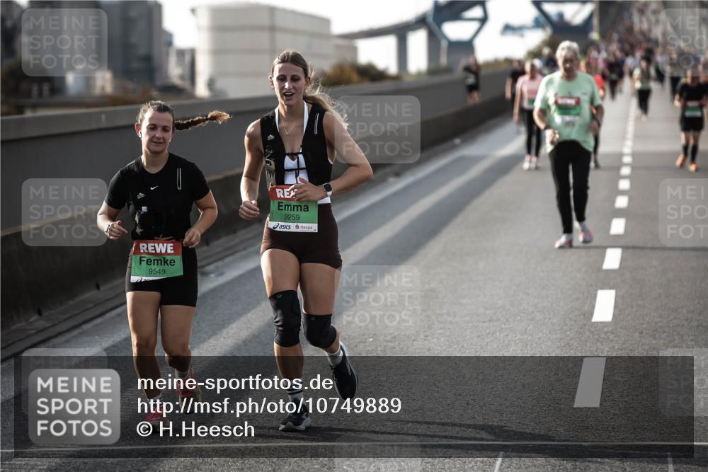 03.10.2026 - Köhlbrandbrückenlauf H.Heesch http://msf.ph/oto/10749889 03.10.2026 16:13:25 Position 3 9549, 9259 meine-sportfotos.de