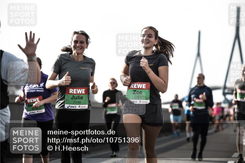 03.10.2026 - Köhlbrandbrückenlauf H.Heesch http://msf.ph/oto/10751396 03.10.2026 16:14:46 Position 3 7248, 7253 meine-sportfotos.de