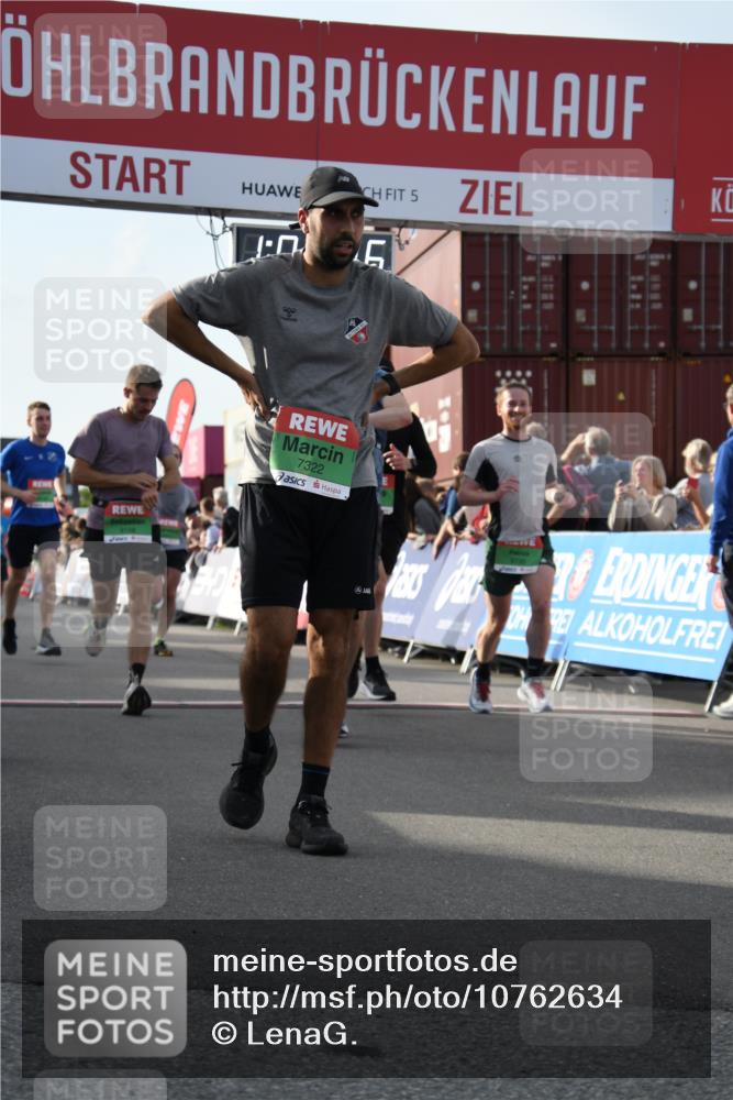 03.10.2026 - Köhlbrandbrückenlauf LenaG. http://msf.ph/oto/10762634 03.10.2026 16:09:16 Ziel 7322, 8083, 8198, 8262, 8654, 8682, 9020, 9158, 9159, 9735 meine-sportfotos.de