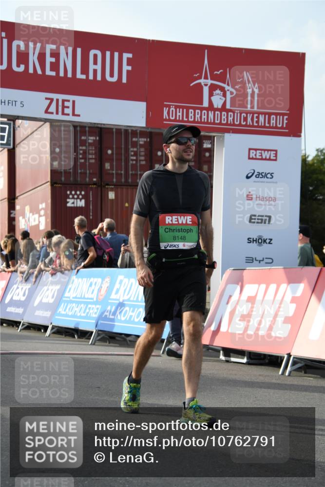 03.10.2026 - Köhlbrandbrückenlauf LenaG. http://msf.ph/oto/10762791 03.10.2026 16:09:54 Ziel 7074, 7124, 7582, 7895, 8148, 8249, 8347, 8359, 8542 meine-sportfotos.de