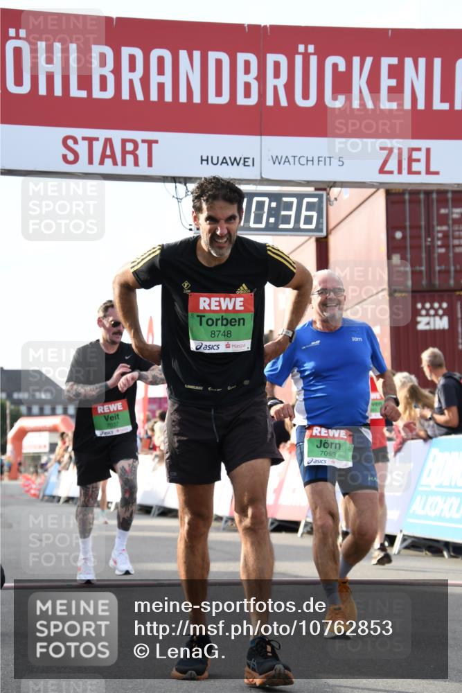 03.10.2026 - Köhlbrandbrückenlauf LenaG. http://msf.ph/oto/10762853 03.10.2026 16:10:37 Ziel 7037, 7040, 7053, 7663, 8164, 8446, 8465, 8748, 9401, 9708 meine-sportfotos.de