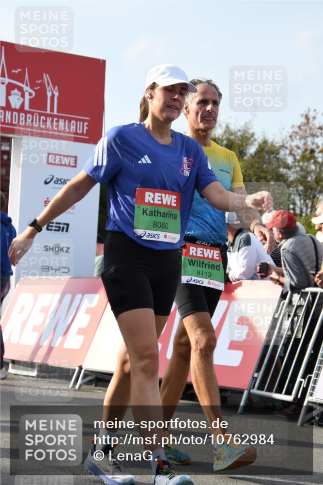 03.10.2026 - Köhlbrandbrückenlauf LenaG. http://msf.ph/oto/10762984 03.10.2026 16:11:26 Ziel 7281, 7500, 7732, 7733, 8060, 8113, 8464, 9041, 9775 meine-sportfotos.de