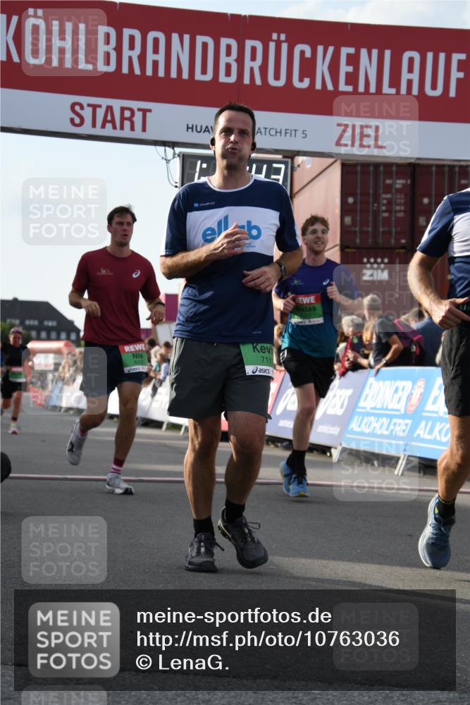 03.10.2026 - Köhlbrandbrückenlauf LenaG. http://msf.ph/oto/10763036 03.10.2026 16:11:44 Ziel 7113, 7772, 8312, 8411, 8434, 8475, 8548, 8814, 9726 meine-sportfotos.de