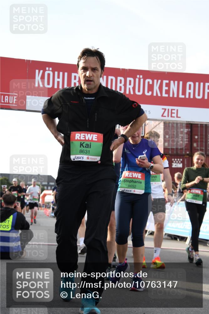 03.10.2026 - Köhlbrandbrückenlauf LenaG. http://msf.ph/oto/10763147 03.10.2026 16:12:11 Ziel 7176, 7267, 7268, 7876, 8538, 8601, 8631, 8652, 8653, 8773, 8777, 8859, 8864, 9013, 9136, 9281 meine-sportfotos.de