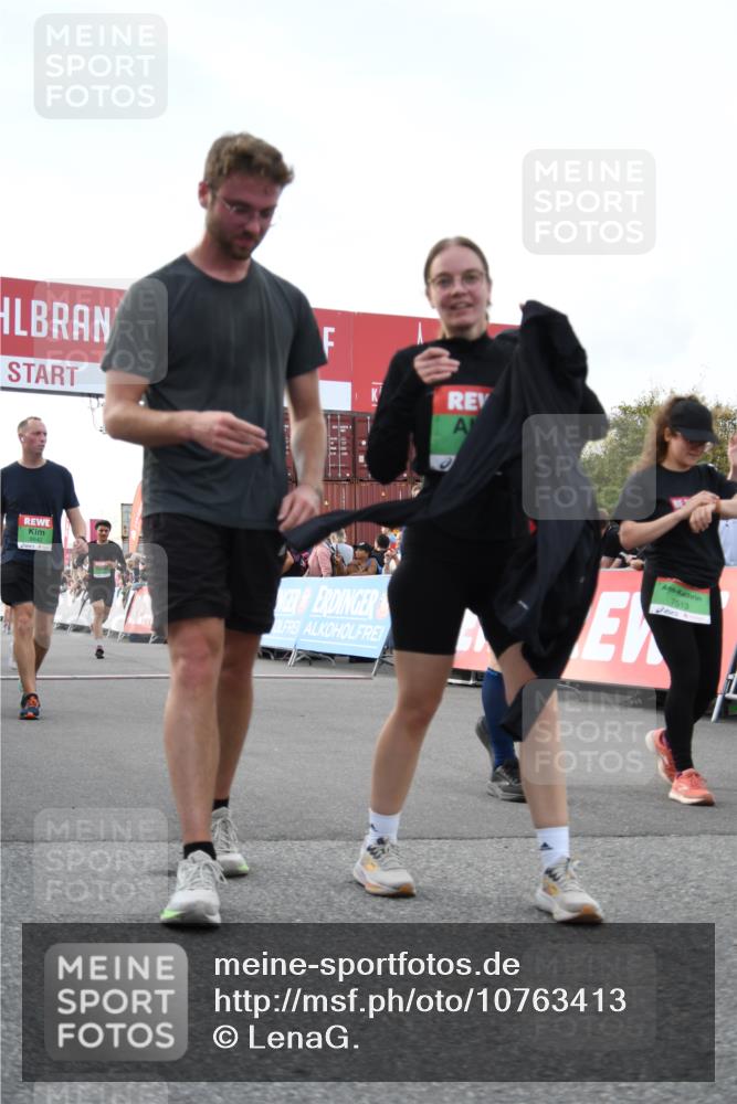 03.10.2026 - Köhlbrandbrückenlauf LenaG. http://msf.ph/oto/10763413 03.10.2026 16:15:34 Ziel 7071, 7318, 7349, 7440, 7512, 7513, 7600, 8598, 8637, 8642, 8679, 9115, 9130, 9792 meine-sportfotos.de