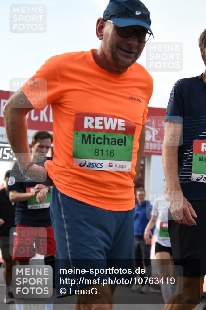 03.10.2026 - Köhlbrandbrückenlauf LenaG. http://msf.ph/oto/10763419 03.10.2026 16:16:00 Ziel 7003, 7286, 7683, 7781, 7792, 7989, 8116, 8307, 8555, 8606, 8693, 8908, 8951, 8988, 9194, 9557, 9728, 9819 meine-sportfotos.de