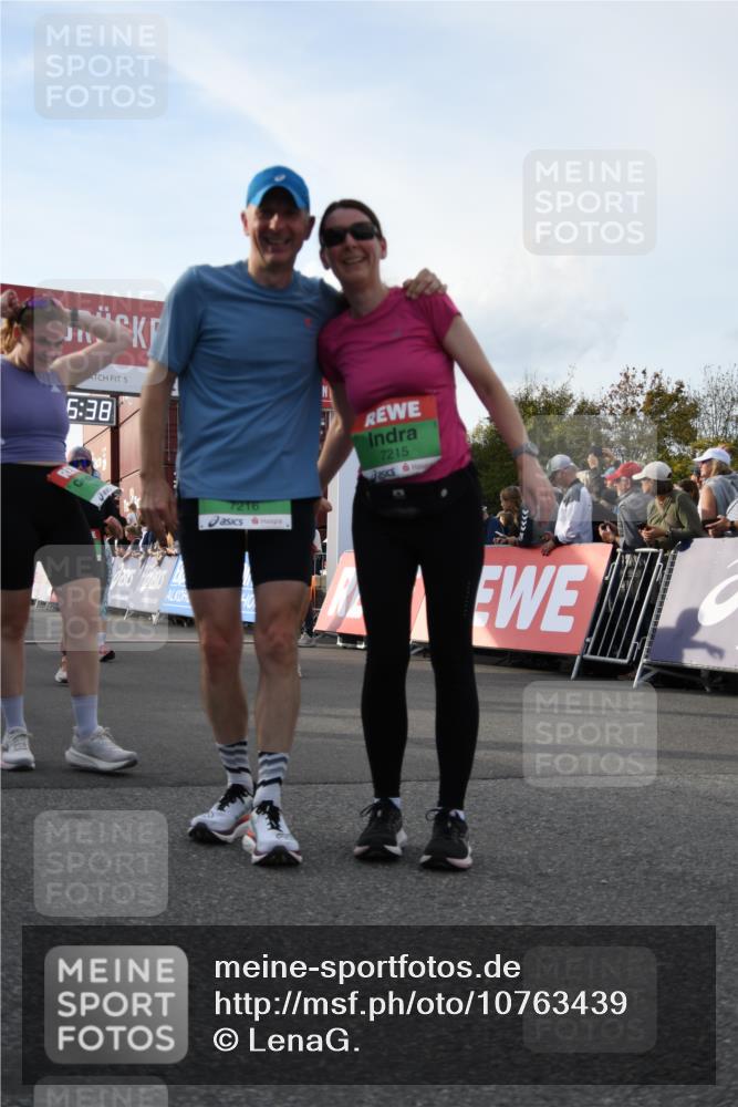 03.10.2026 - Köhlbrandbrückenlauf LenaG. http://msf.ph/oto/10763439 03.10.2026 16:16:39 Ziel 7006, 7007, 7215, 7216, 7691, 8006, 8285, 8539, 8733, 8787, 9167 meine-sportfotos.de
