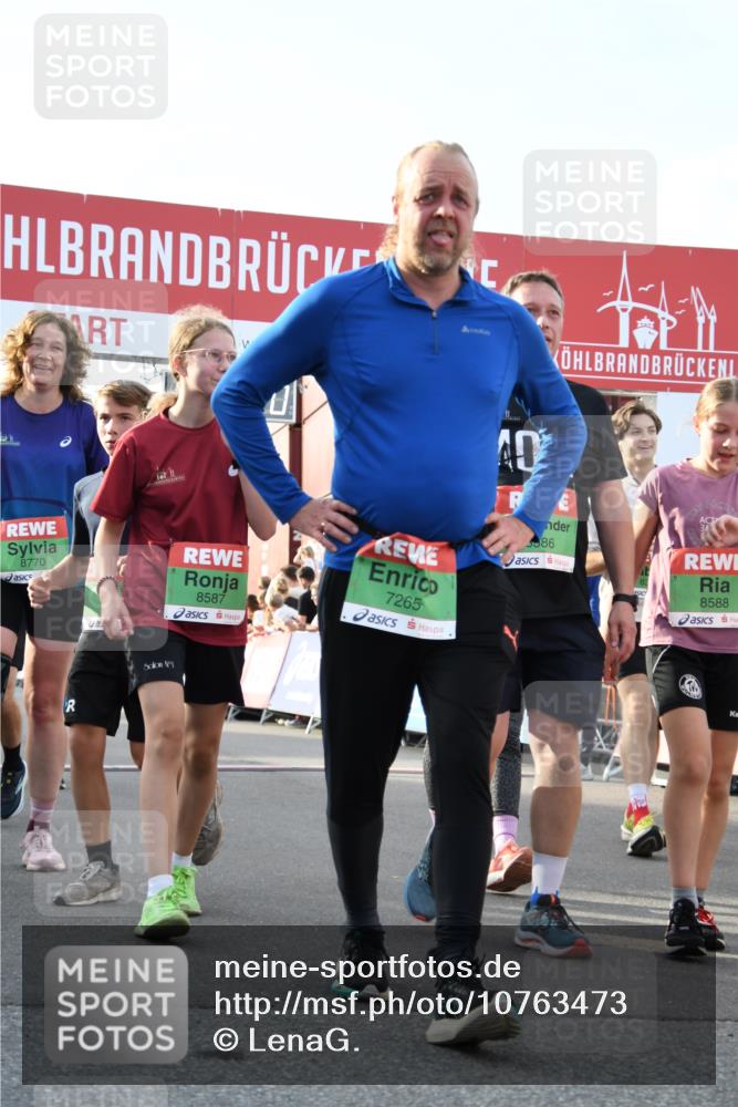 03.10.2026 - Köhlbrandbrückenlauf LenaG. http://msf.ph/oto/10763473 03.10.2026 16:18:21 Ziel 7265, 7535, 7578, 7991, 8056, 8057, 8355, 8377, 8430, 8517, 8586, 8587, 8588, 8722, 8738, 8770, 8844, 8882, 8884, 9195, 9232, 9668 meine-sportfotos.de