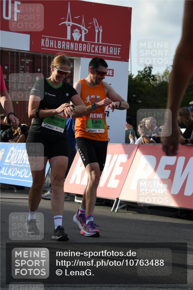 03.10.2026 - Köhlbrandbrückenlauf LenaG. http://msf.ph/oto/10763488 03.10.2026 16:19:31 Ziel 7629, 7630, 8109, 8344, 8468, 9669 meine-sportfotos.de