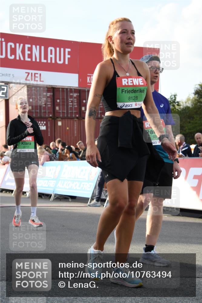 03.10.2026 - Köhlbrandbrückenlauf LenaG. http://msf.ph/oto/10763494 03.10.2026 16:20:03 Ziel 7167, 7168, 7540, 7740, 8128, 8688, 8717, 8836, 8919, 8938, 8995, 9355, 9625 meine-sportfotos.de