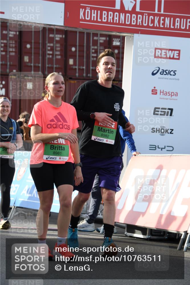 03.10.2026 - Köhlbrandbrückenlauf LenaG. http://msf.ph/oto/10763511 03.10.2026 16:20:36 Ziel 7098, 7466, 7533, 7574, 7681, 8061, 8241, 8308, 8334, 8380, 8438, 8534, 8981, 8982, 9071, 9525, 9529 meine-sportfotos.de