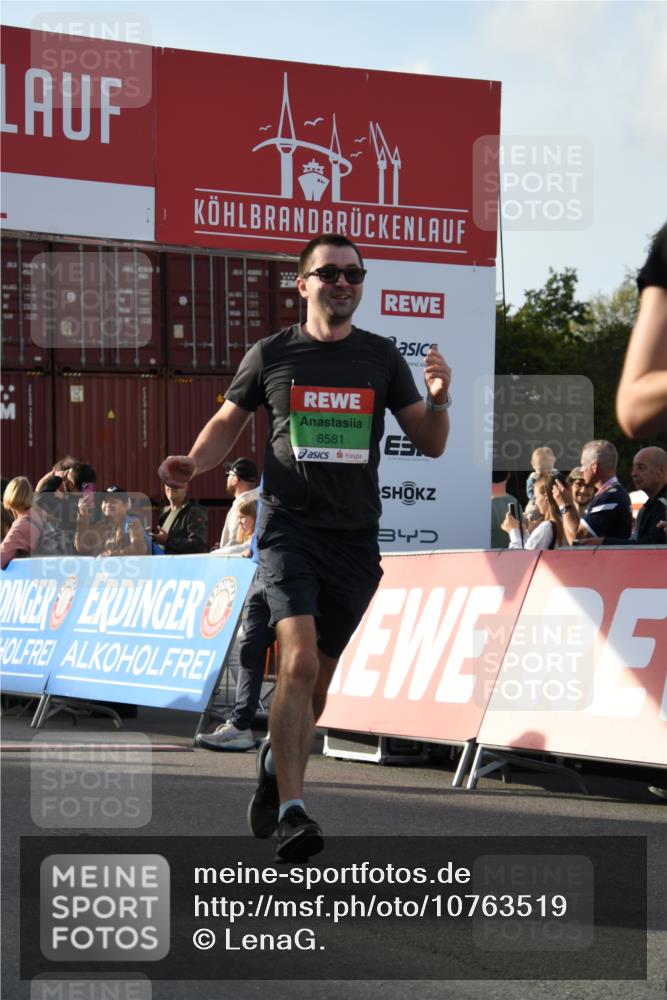 03.10.2026 - Köhlbrandbrückenlauf LenaG. http://msf.ph/oto/10763519 03.10.2026 16:21:02 Ziel 7336, 7519, 8250, 8364, 8581, 8727, 9226, 9501 meine-sportfotos.de