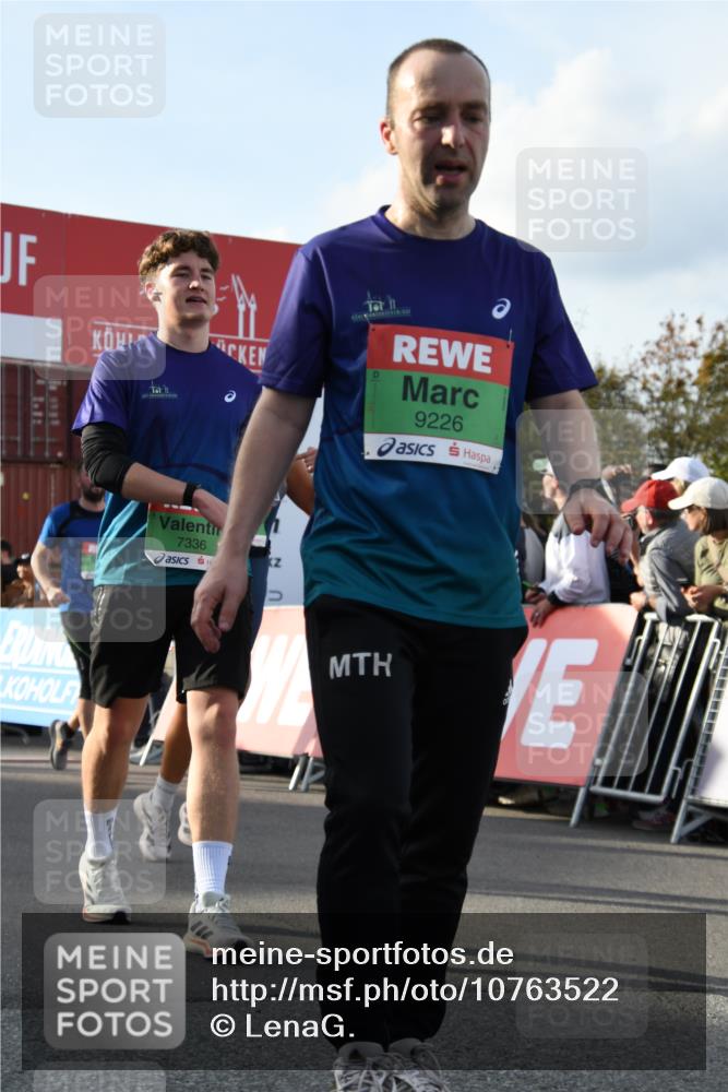 03.10.2026 - Köhlbrandbrückenlauf LenaG. http://msf.ph/oto/10763522 03.10.2026 16:21:07 Ziel 7336, 7519, 7704, 7711, 7791, 8364, 8564, 8565, 8581, 8948, 9173, 9226, 9593 meine-sportfotos.de