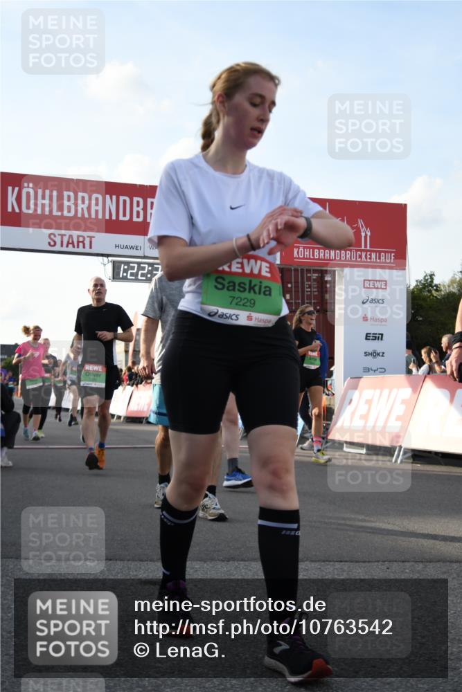 03.10.2026 - Köhlbrandbrückenlauf LenaG. http://msf.ph/oto/10763542 03.10.2026 16:22:31 Ziel 7141, 7229, 7486, 7819, 7890, 7891, 7944, 8474, 8504, 8639, 8983, 9021, 9245, 9347 meine-sportfotos.de