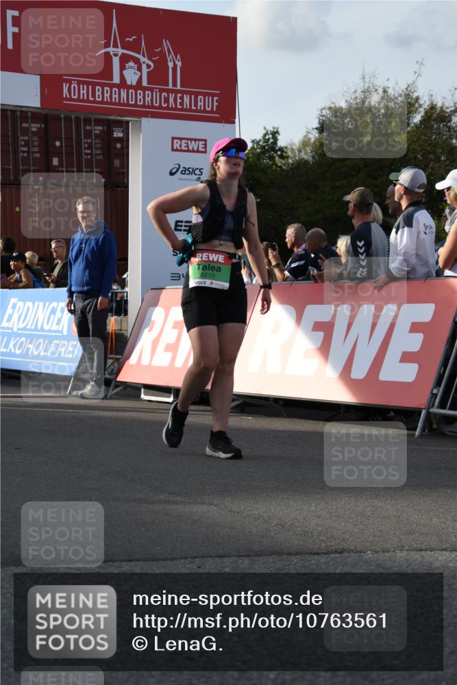 03.10.2026 - Köhlbrandbrückenlauf LenaG. http://msf.ph/oto/10763561 03.10.2026 16:23:12 Ziel 8210, 8345, 8419, 8424, 8425, 8536, 8579, 8701, 8793, 8912, 8934, 9435, 9561, 9654, 9719, 9747 meine-sportfotos.de