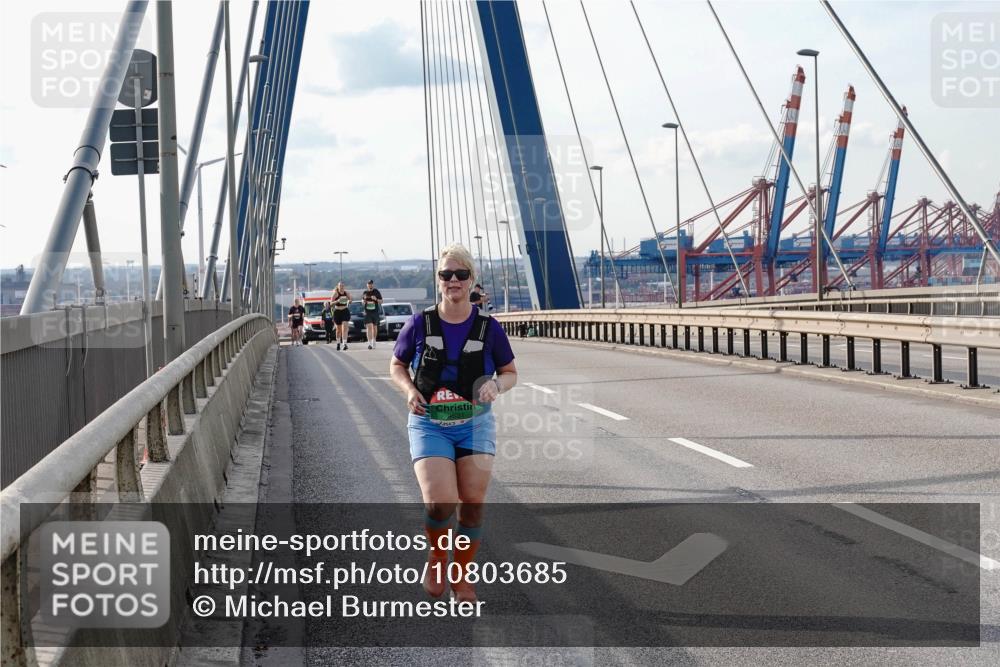 03.10.2026 - Köhlbrandbrückenlauf Michael Burmester http://msf.ph/oto/10803685 03.10.2026 16:15:30 Position 2 9531 meine-sportfotos.de