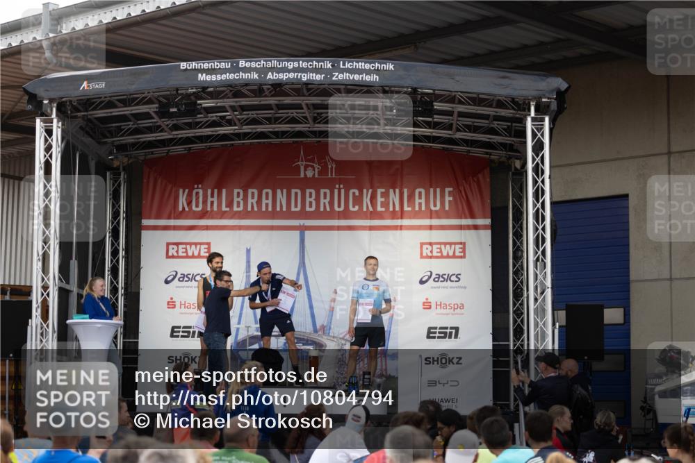 03.10.2026 - Köhlbrandbrückenlauf Michael Strokosch http://msf.ph/oto/10804794 03.10.2026 13:59:39 Position 3 1, 34, 5 meine-sportfotos.de