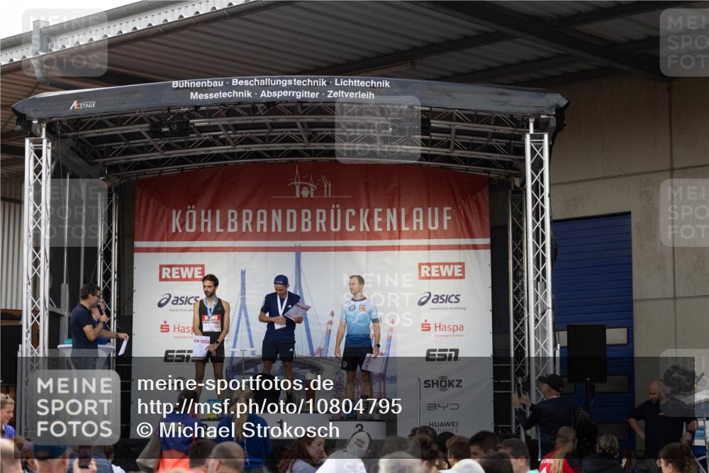 03.10.2026 - Köhlbrandbrückenlauf Michael Strokosch http://msf.ph/oto/10804795 03.10.2026 14:00:01 Position 3 1, 34, 5 meine-sportfotos.de